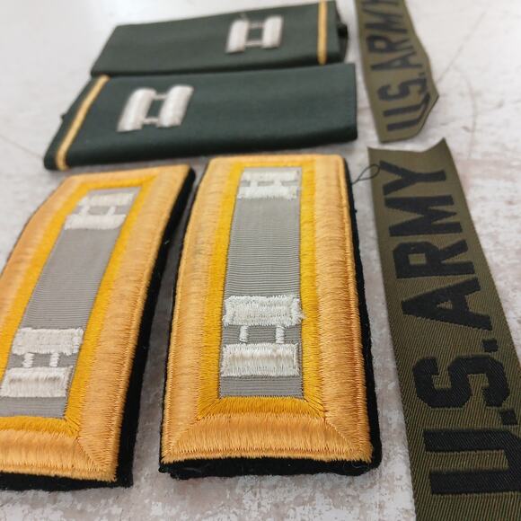 US Army Dress Uniform Captain Rank Insignia Lot of 6 – Shoulder Patches Set - Picture 2 of 11